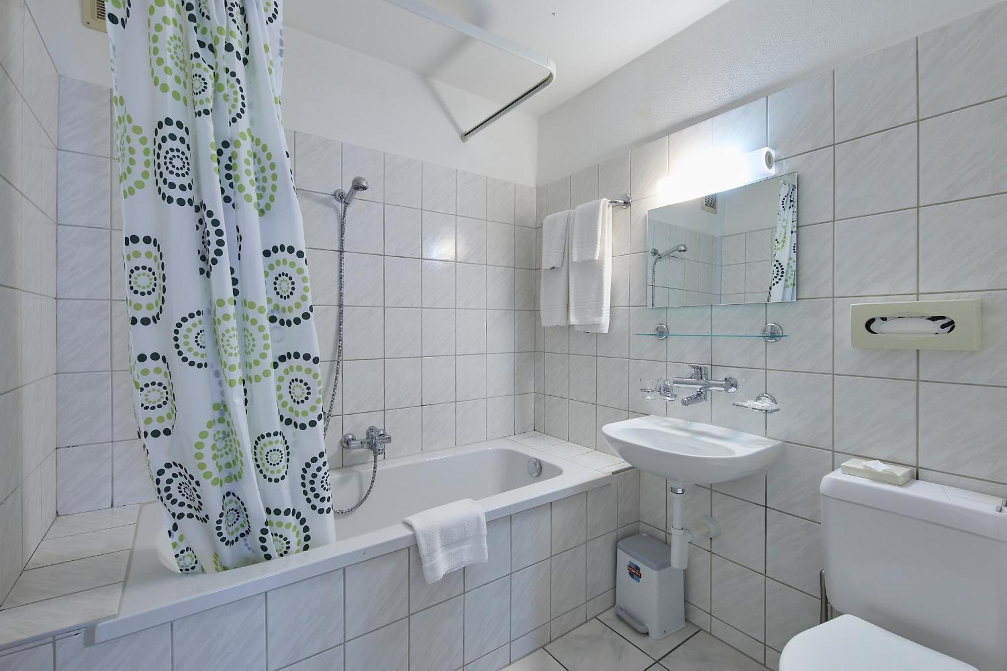 Hotel Rotes Haus Brugg  Εξωτερικό φωτογραφία