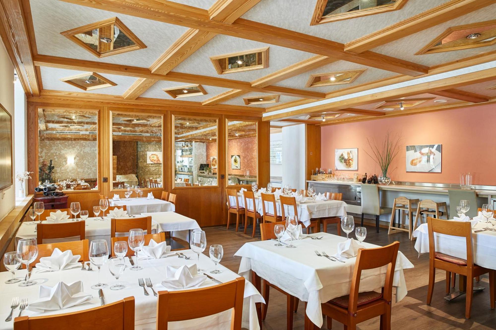 Hotel Rotes Haus Brugg  Εξωτερικό φωτογραφία